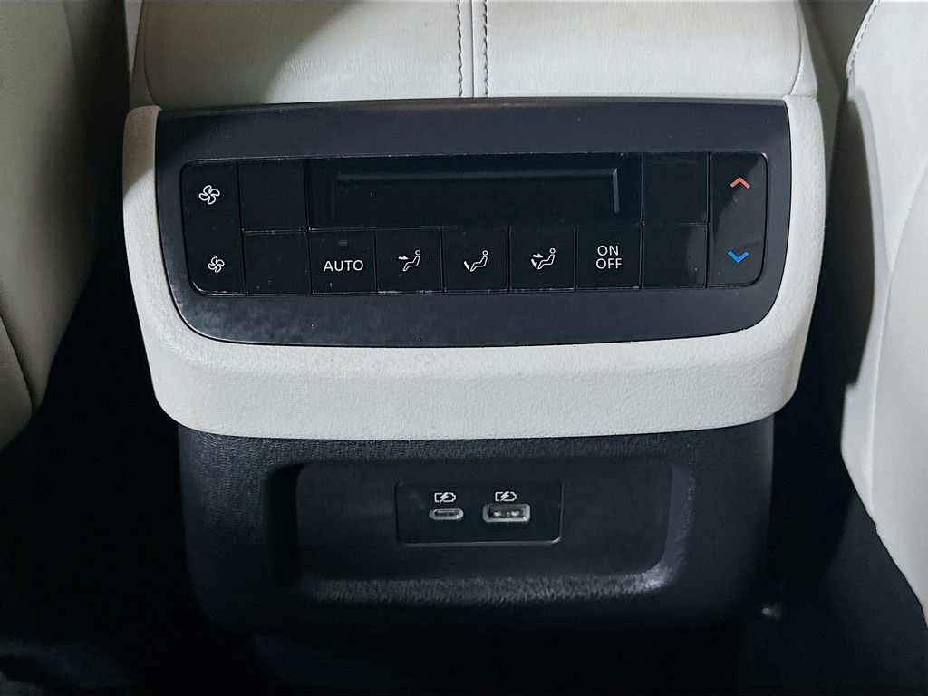 Used 2022 Nissan Pathfinder SL image 22