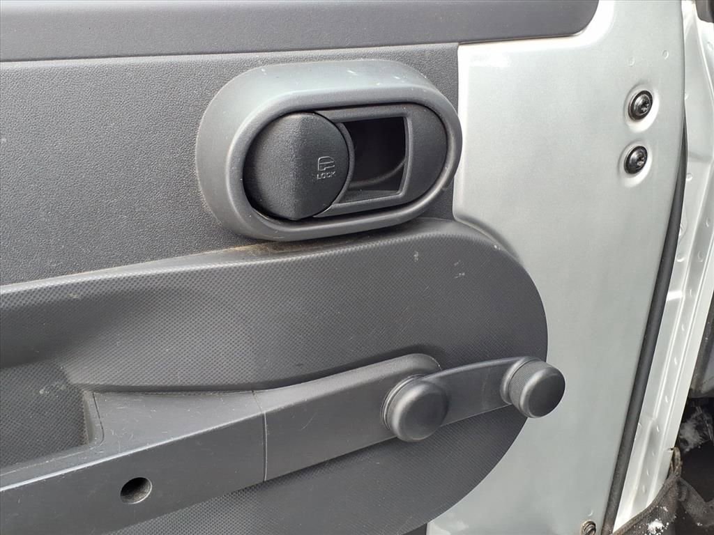 Used 2010 Jeep Wrangler Sport image 12