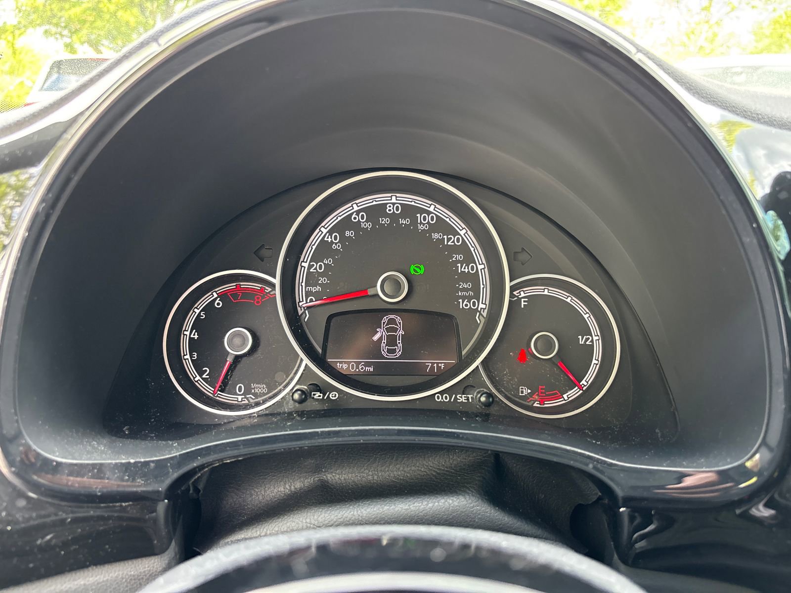 Used 2018 Volkswagen Beetle 2.0T S w/ Style & Comfort Package For S FWD image 15