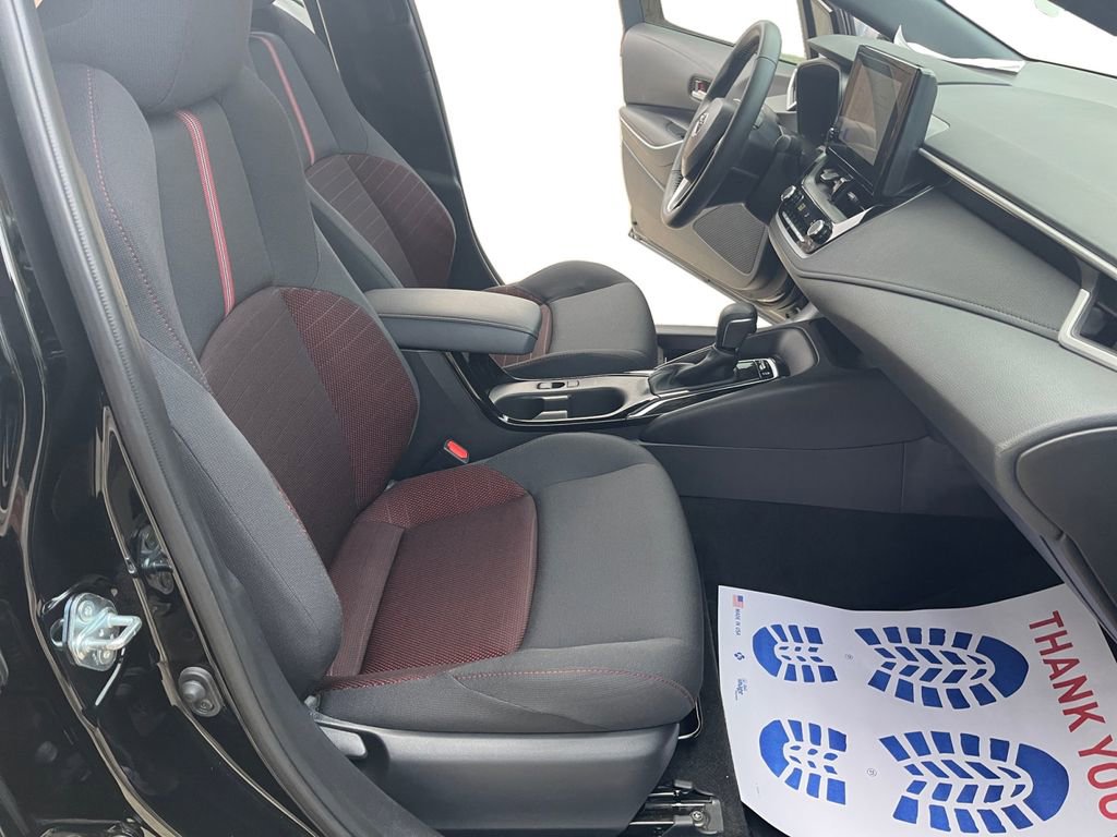 Used 2025 Toyota Corolla SE image 15