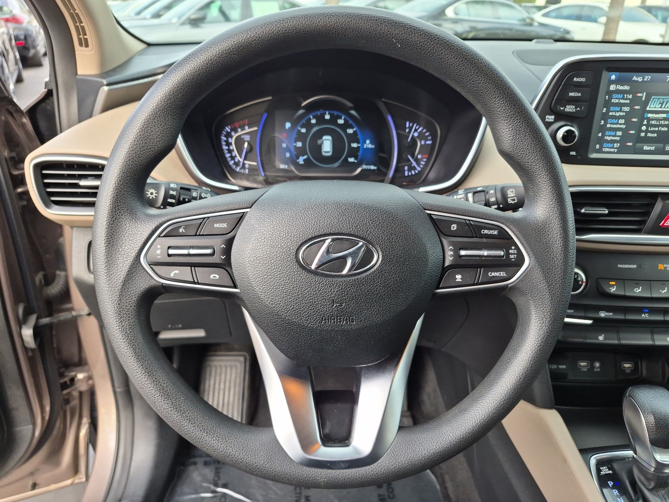 Used 2020 Hyundai Santa Fe SEL FWD image 18