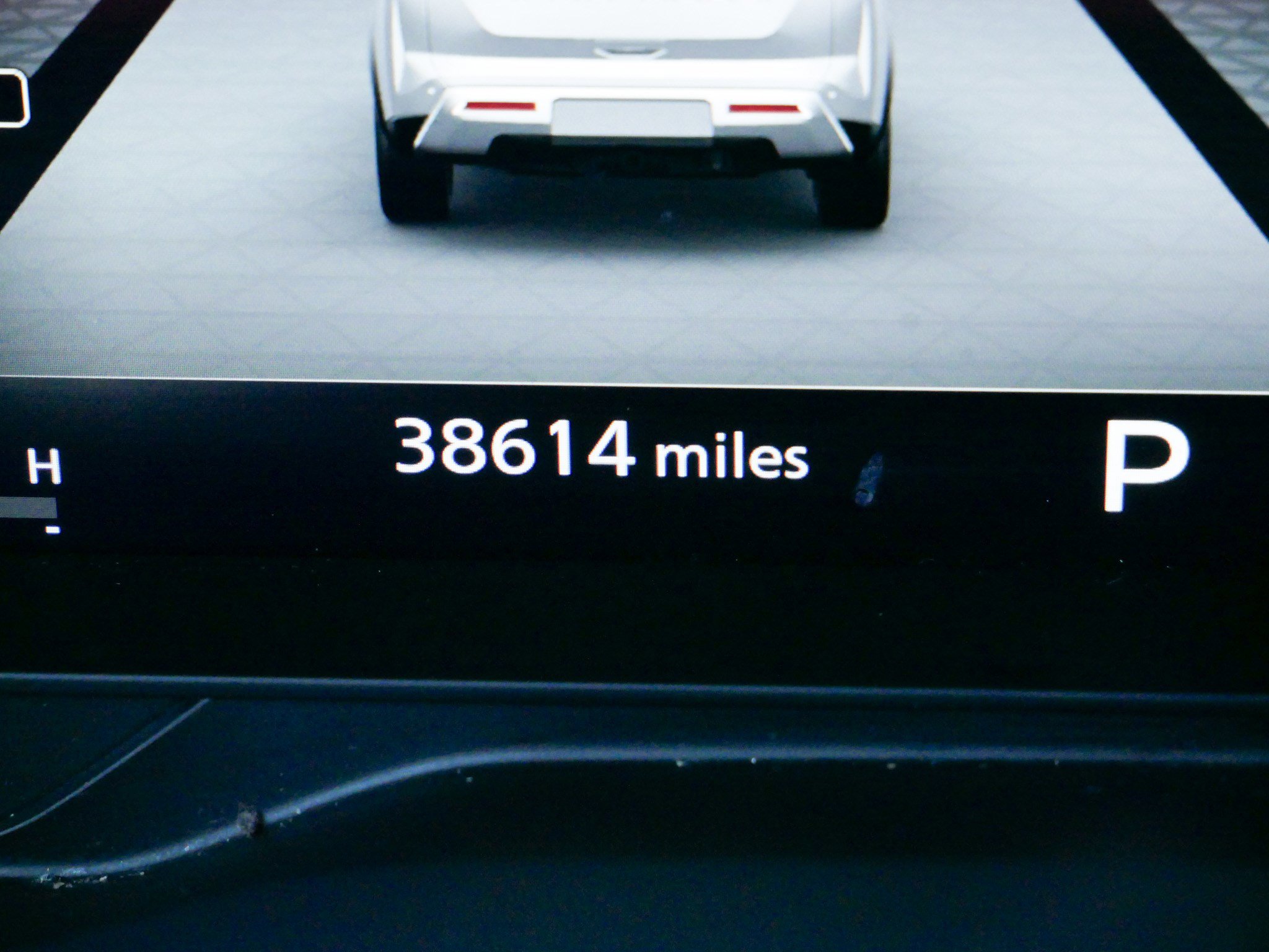 Used 2024 Nissan Pathfinder Platinum w/ Cargo Package image 22