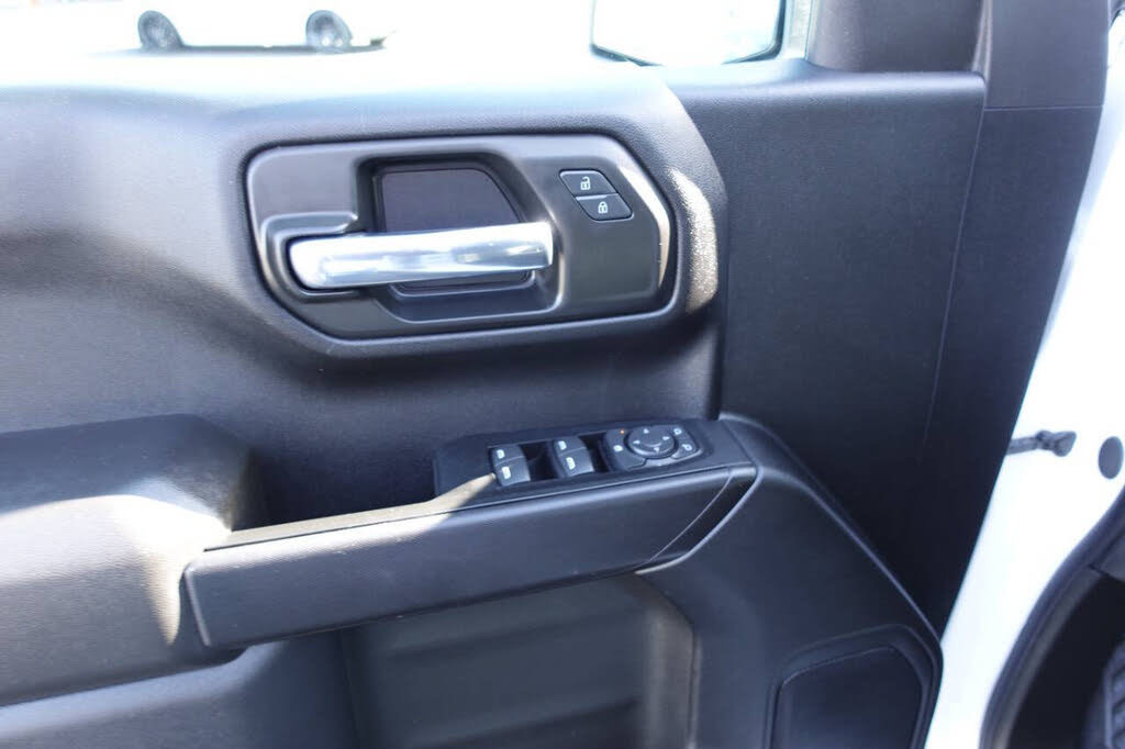 Used 2024 Chevrolet Silverado 1500 Custom w/ Rally Edition AWD/4WD image 18