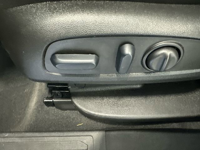 Used 2023 GMC Acadia SLE w/ Elevation Edition image 29