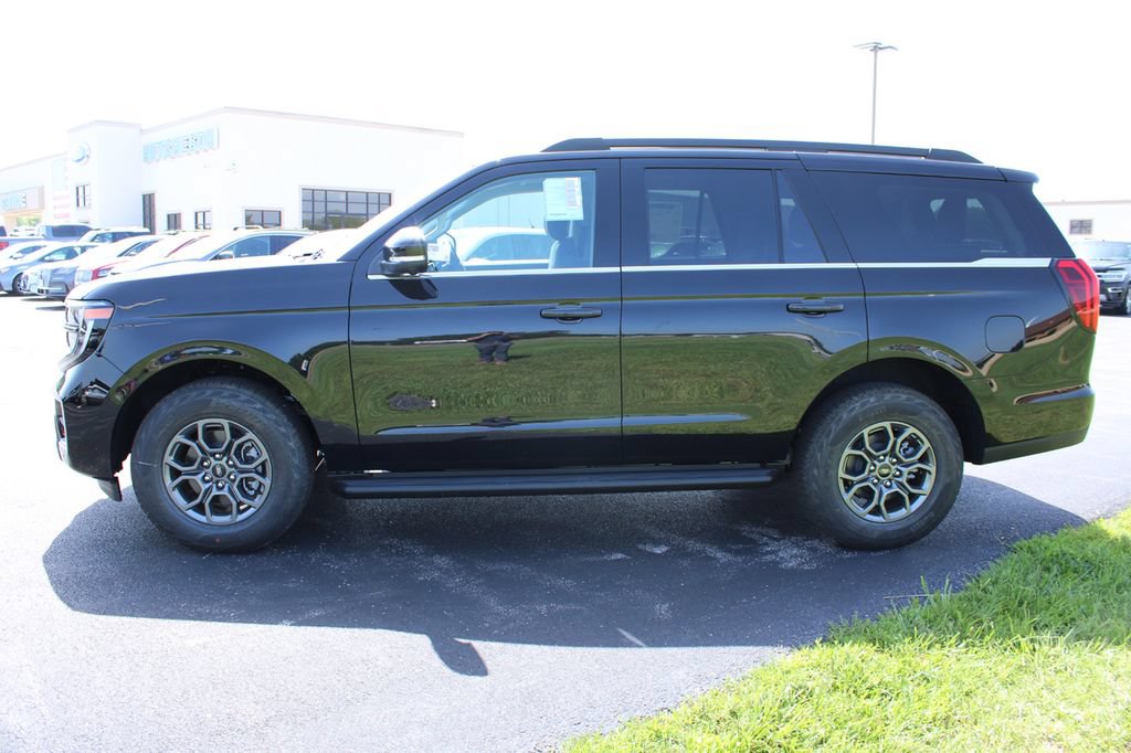 New 2027 Ford Expedition Active AWD/4WD image 4
