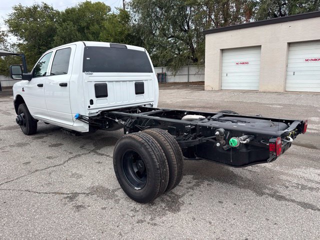 New 2027 RAM 3500 Tradesman AWD/4WD image 4