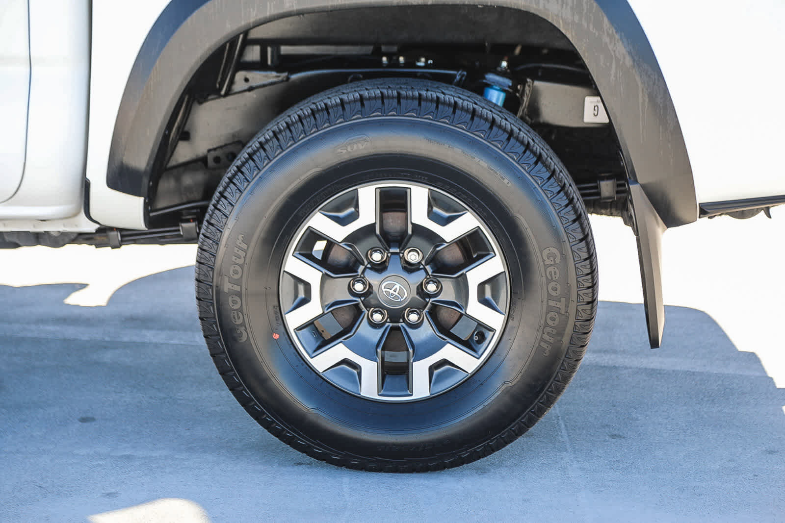 Certified 2023 Toyota Tacoma TRD Off-Road w/ Black Out Package (TMS) image 12