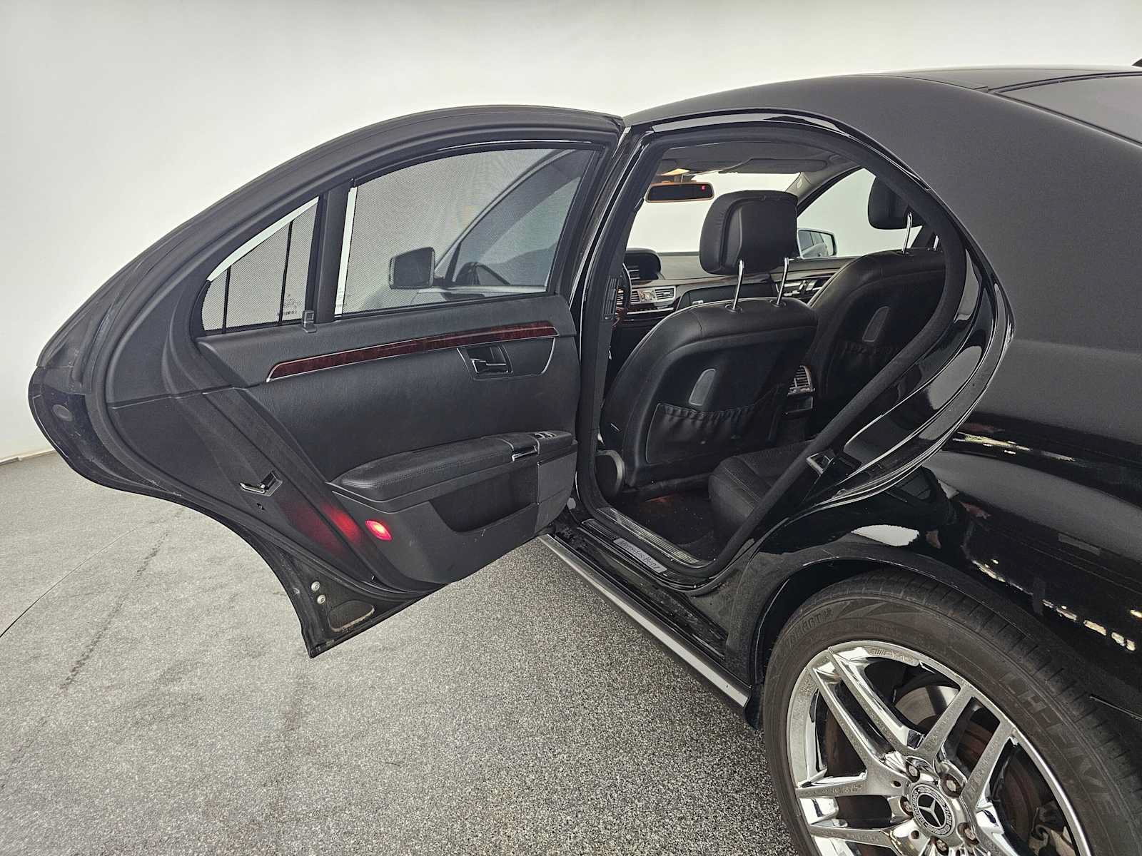 Used 2012 Mercedes-Benz S 550 image 15