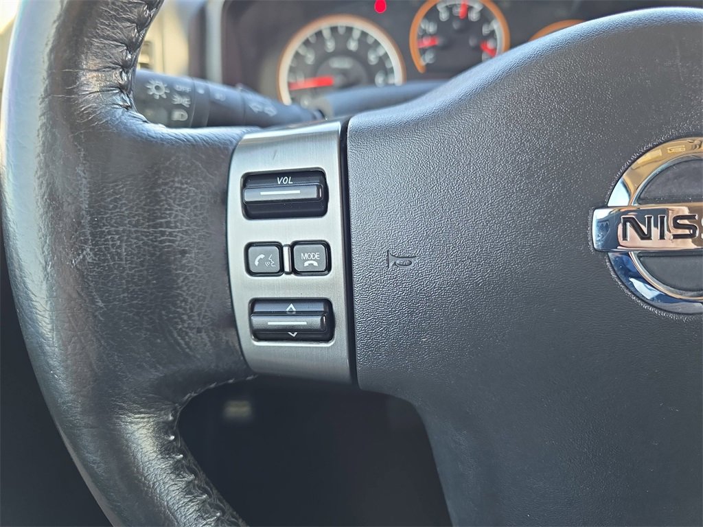 Used 2012 Nissan Titan SV w/ SV Value Truck Pkg image 17