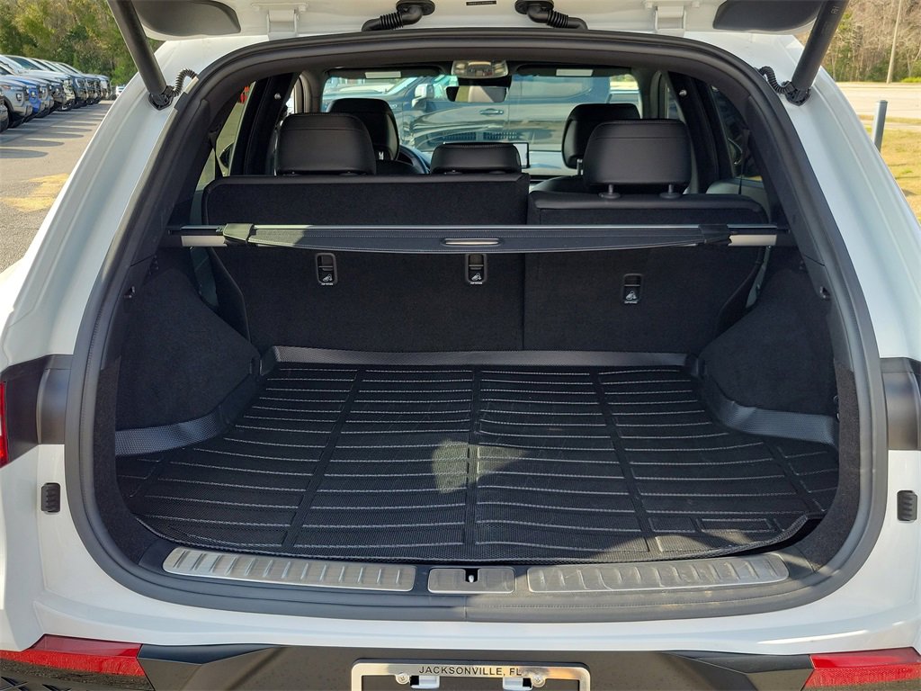 Used 2024 Genesis GV70 3.5T Sport image 9