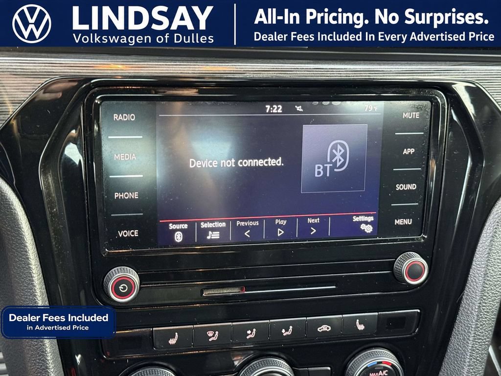 Used 2020 Volkswagen Passat 2.0T R-Line FWD image 17