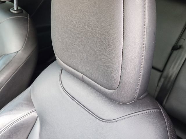 Used 2019 Jeep Renegade Limited image 14