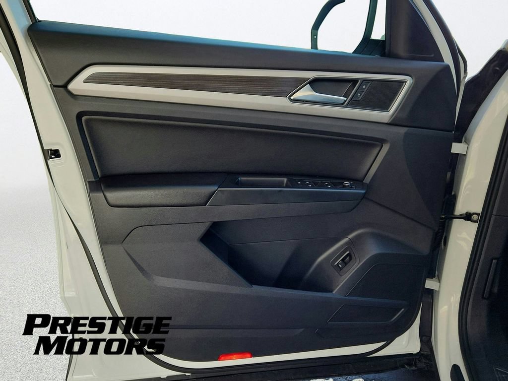 Used 2019 Volkswagen Atlas SEL AWD/4WD image 16
