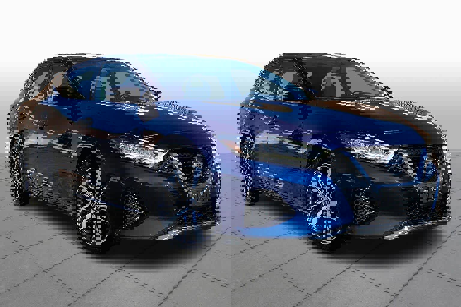 Used 2019 Nissan Maxima 3.5 SL w/ Floor Mat Group image 3