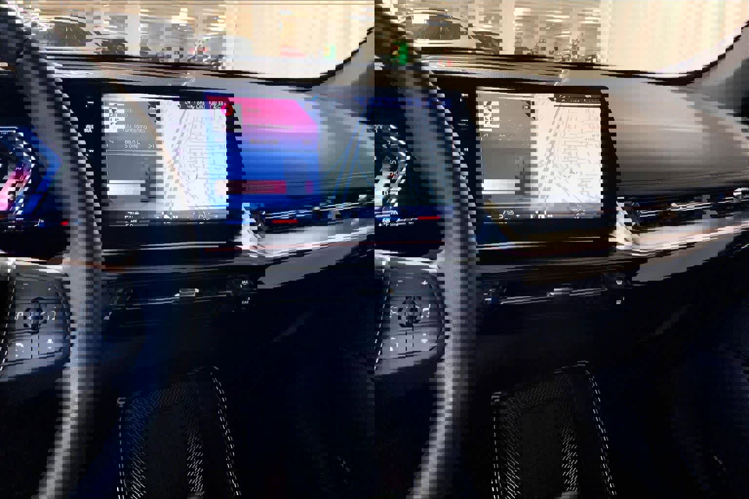 Used 2025 BMW X1 xDrive28i image 7