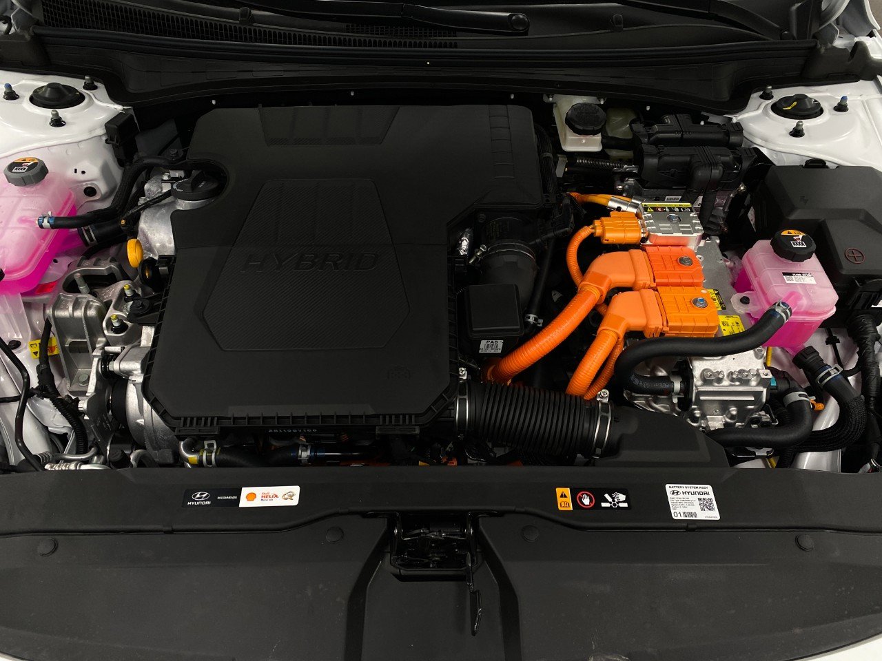 New 2026 Hyundai Elantra Sport FWD image 10