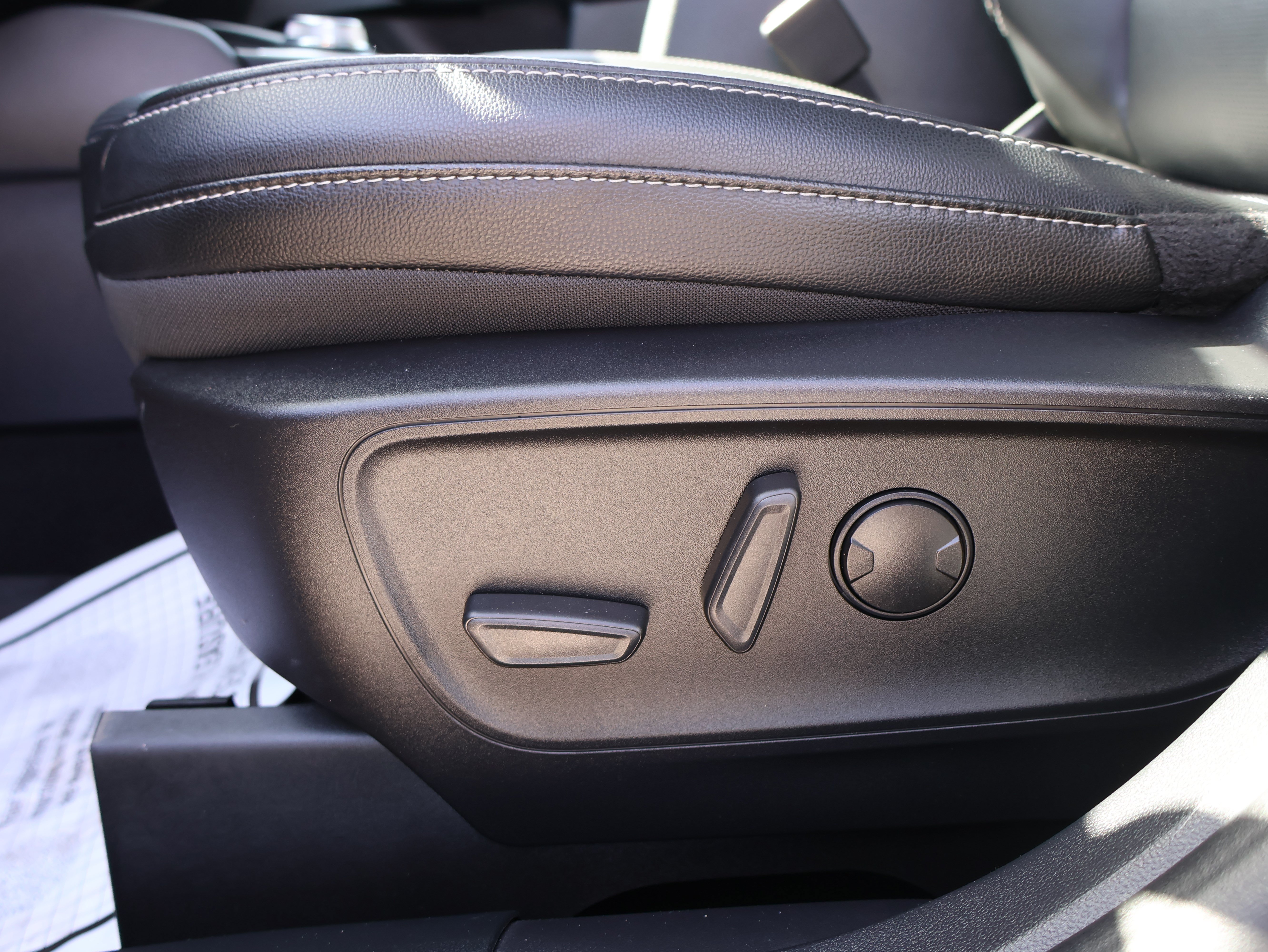 Used 2022 Ford Escape SEL AWD/4WD image 49