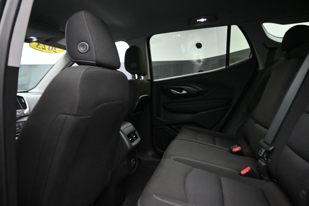 Used 2023 GMC Terrain SLE FWD image 10