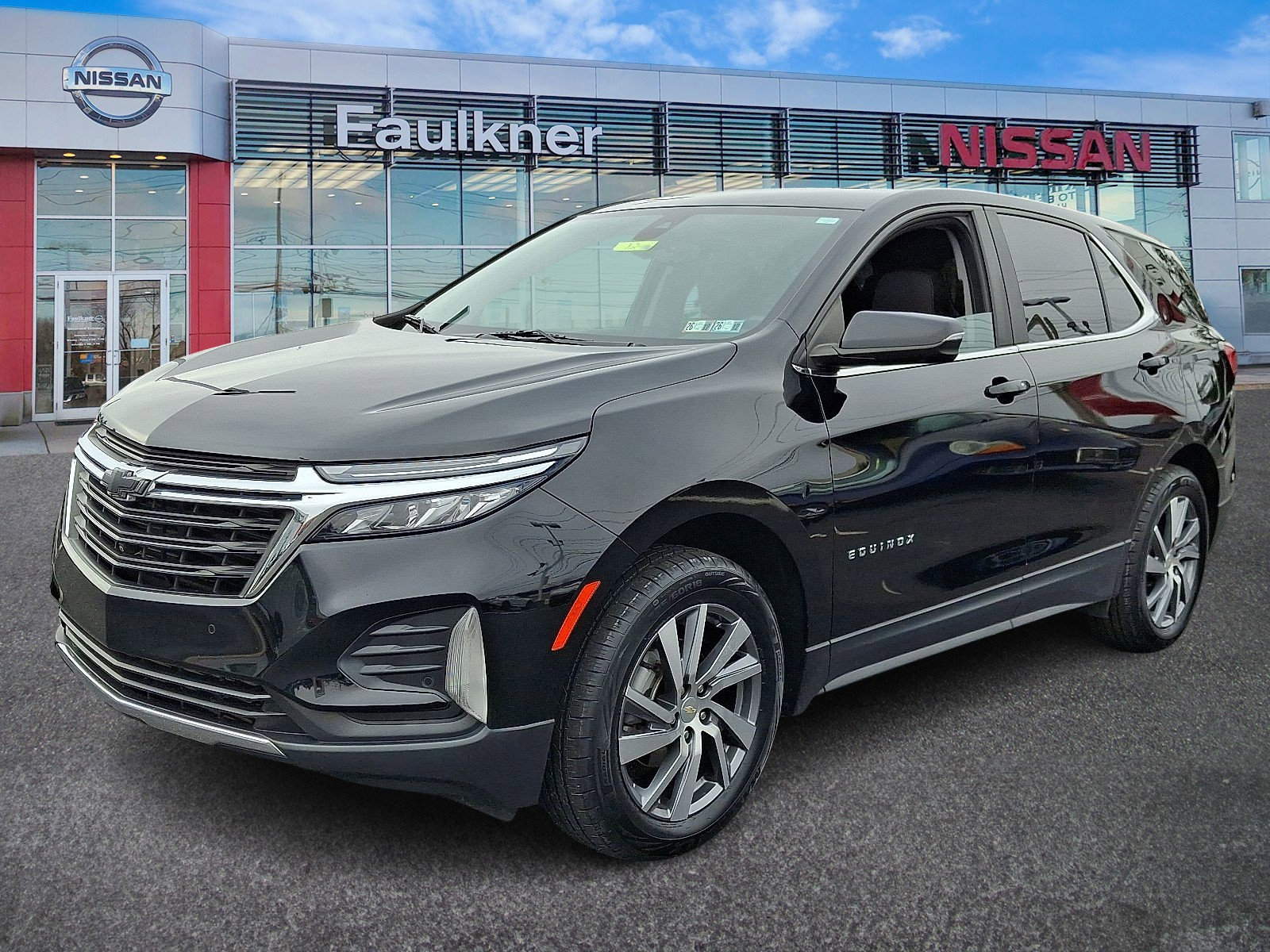 Used 2022 Chevrolet Equinox LT image 3