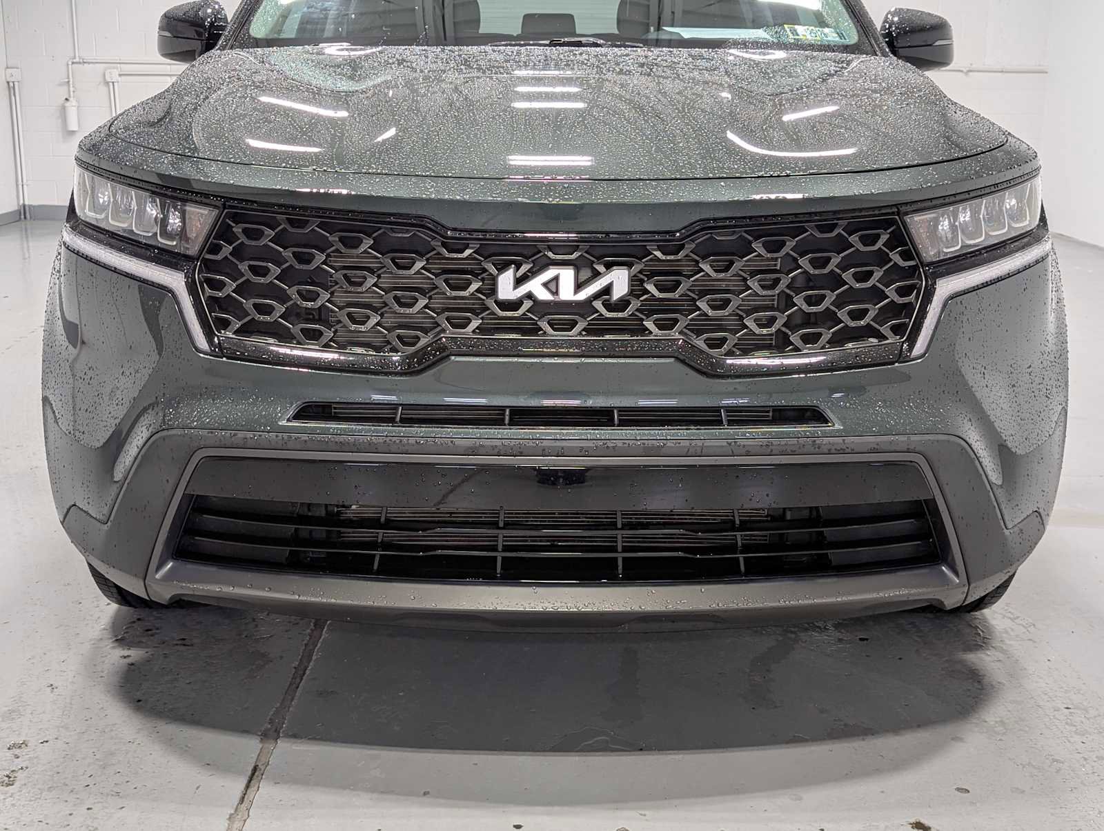 Certified 2022 Kia Sorento S image 2