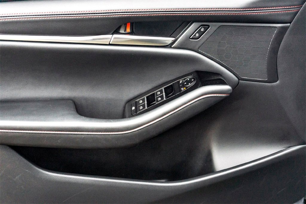 Certified 2025 MAZDA MAZDA3 s image 10