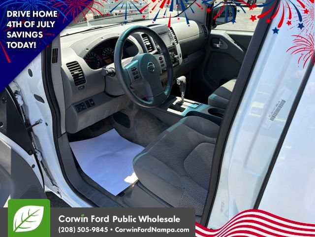 Used 2016 Nissan Frontier SV w/ SV Value Truck Package RWD image 11