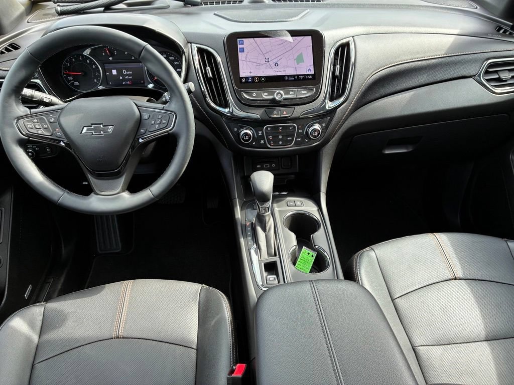 Used 2023 Chevrolet Equinox Premier AWD/4WD image 11