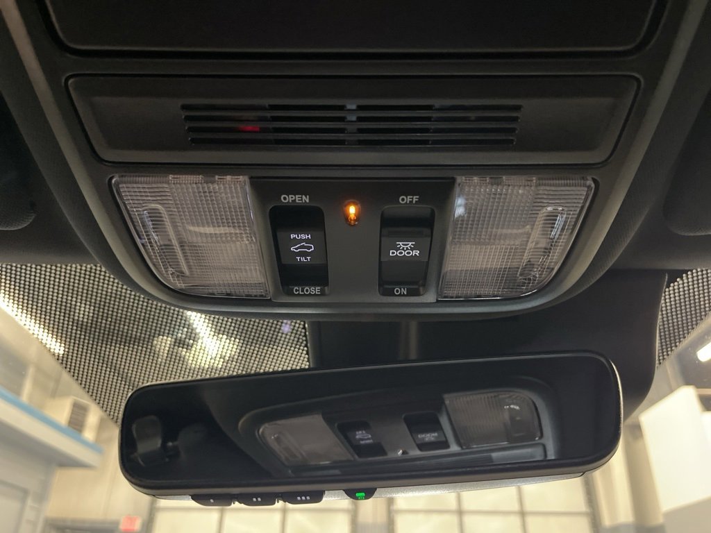 Used 2022 Honda Passport TrailSport image 27