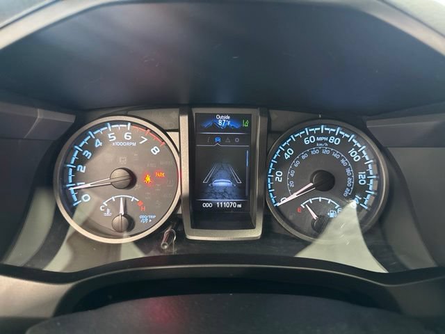 Used 2019 Toyota Tacoma TRD Off-Road w/ Technology Package AWD/4WD image 32