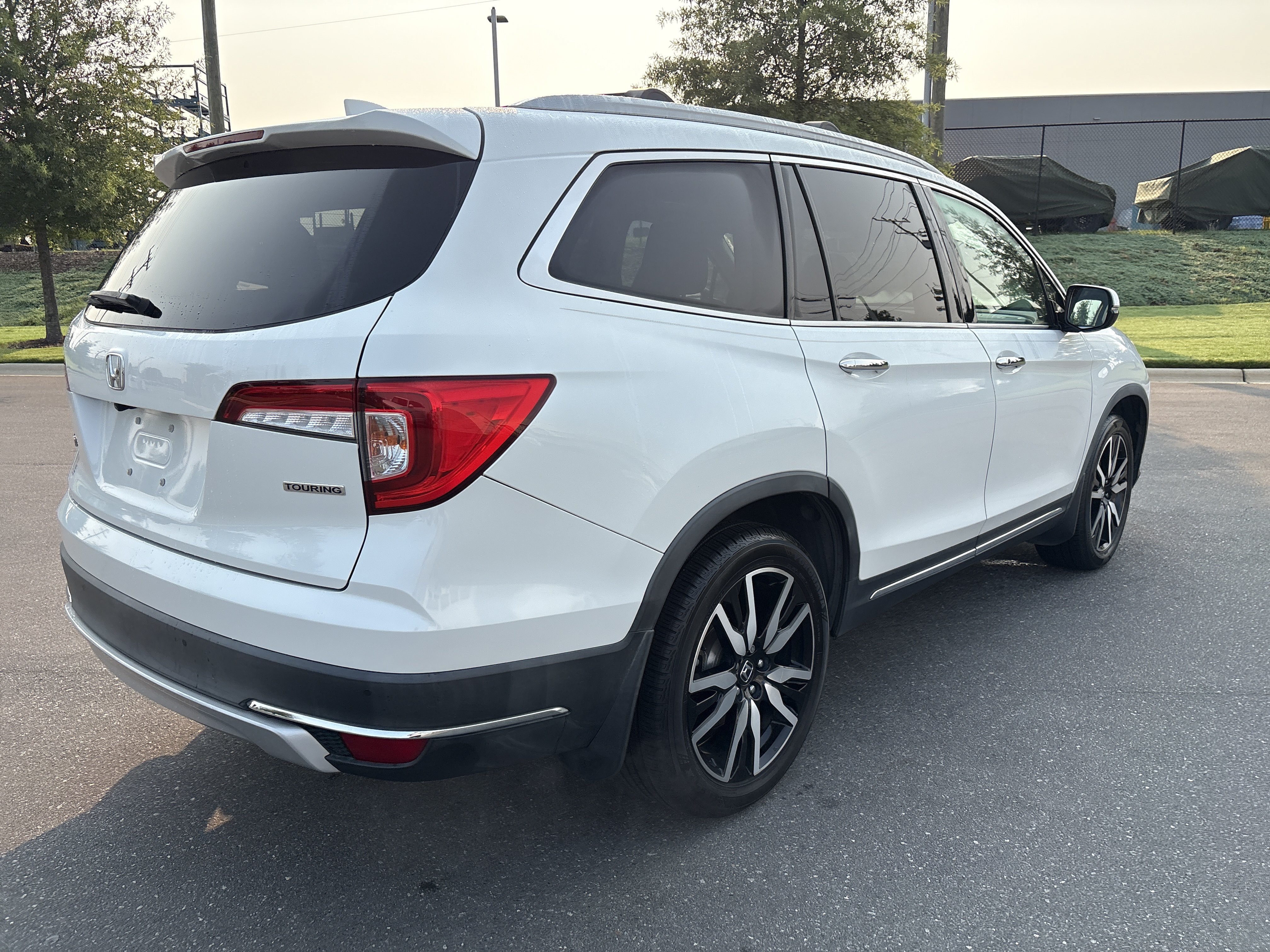 Used 2020 Honda Pilot Touring image 9