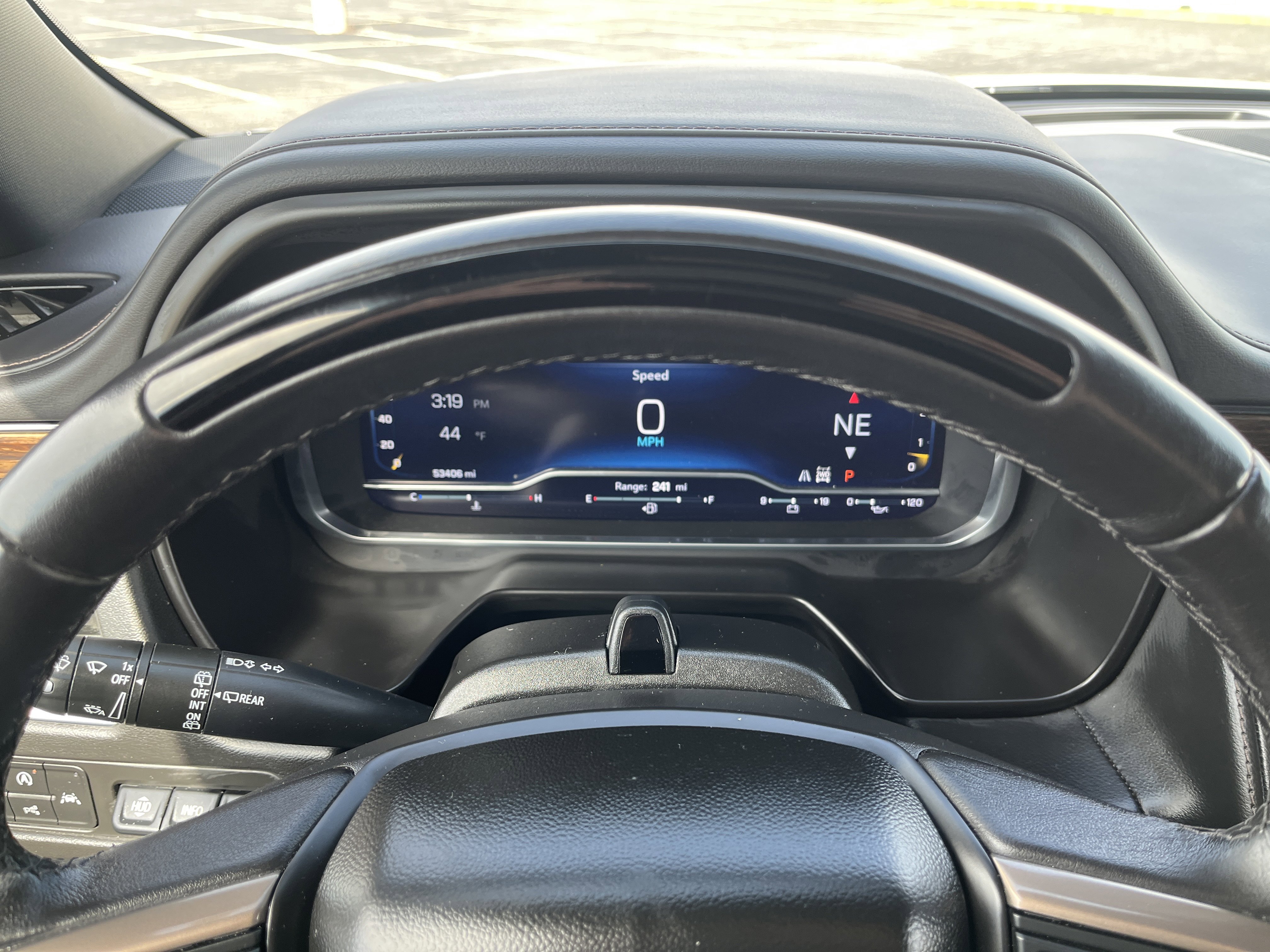 Used 2023 Chevrolet Tahoe High Country w/ Advanced Technology Package image 27