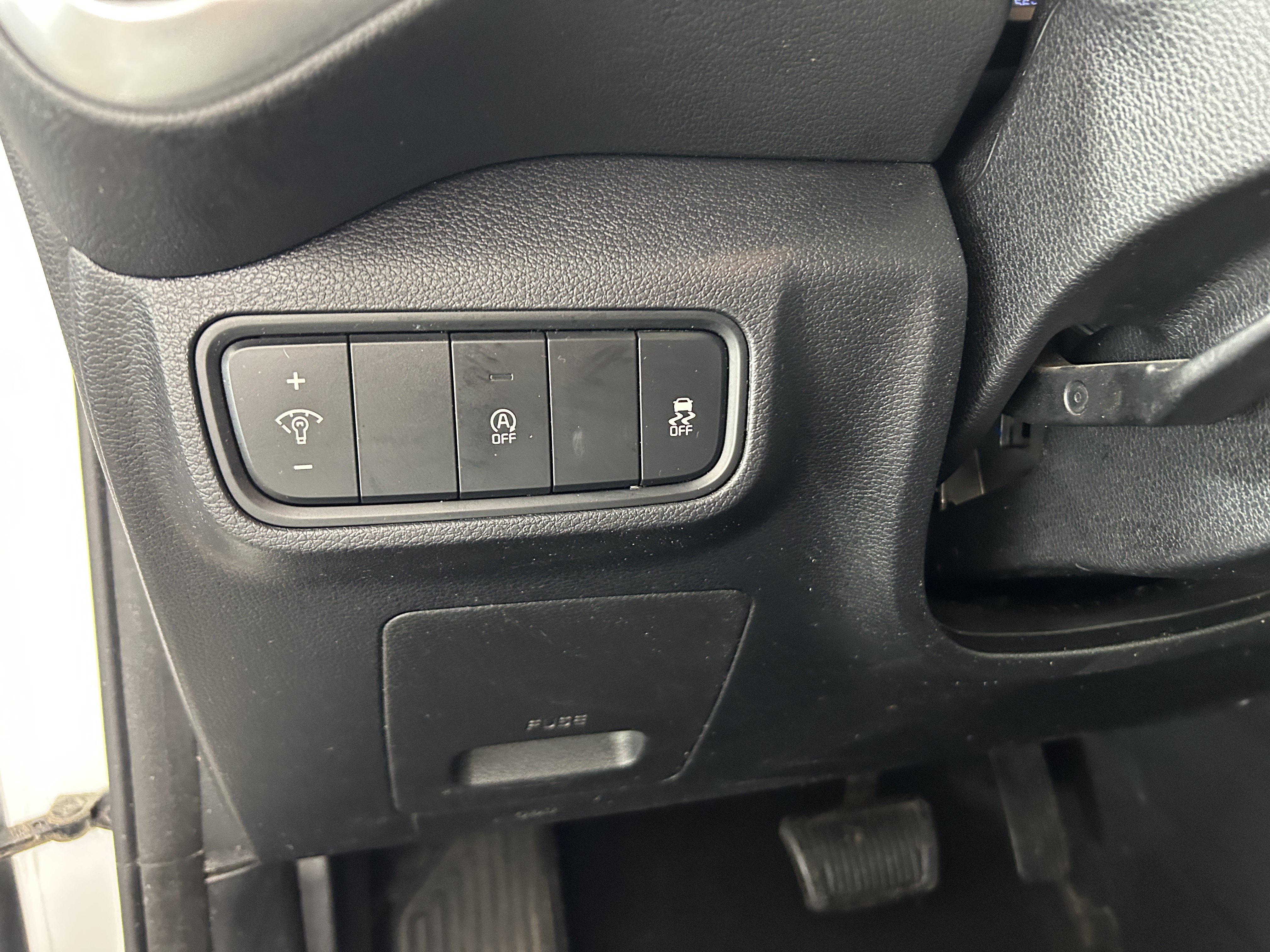 Used 2020 Kia Soul LX FWD image 18