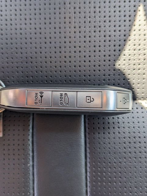 Used 2025 Kia Sorento X-Line EX AWD/4WD image 32