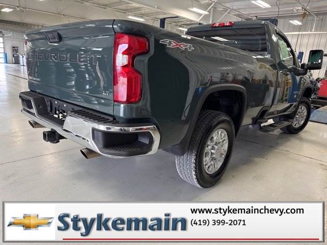 Used 2025 Chevrolet Silverado 2500 LT w/ Convenience Package image 18
