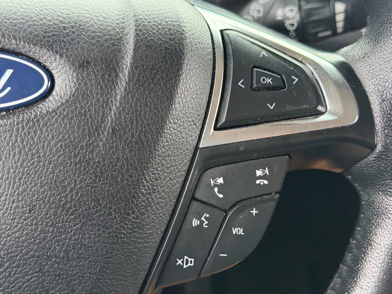 Used 2022 Ford Edge SEL AWD/4WD image 19