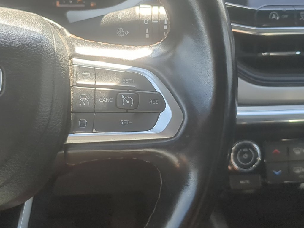 Certified 2022 Jeep Compass Limited w/ Elite Group AWD/4WD image 19
