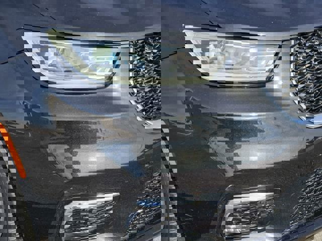 Used 2023 Chrysler Pacifica Limited image 8