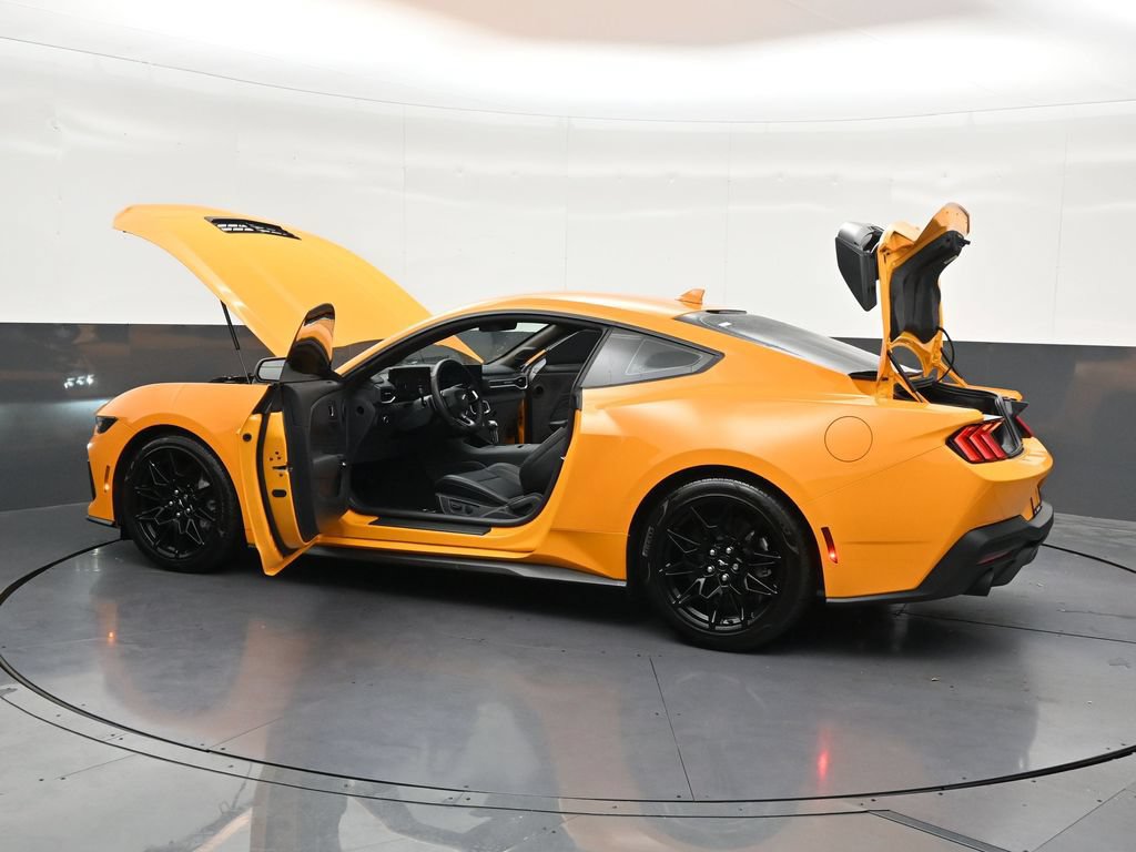 Used 2026 Ford Mustang GT Premium RWD image 32