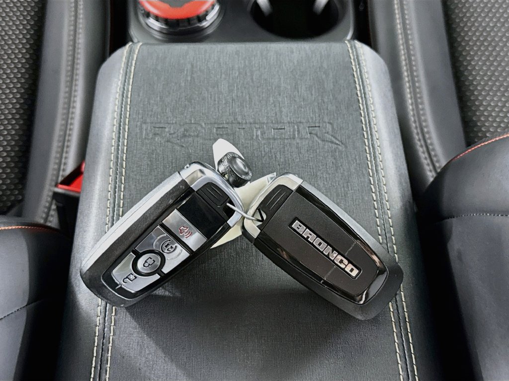 Used 2025 Ford Bronco Raptor AWD/4WD image 36