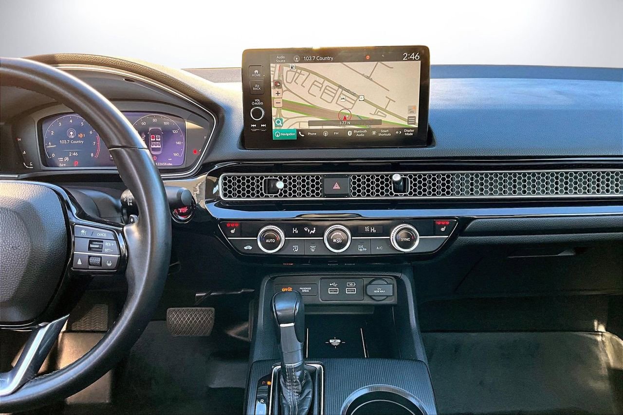 Used 2022 Honda Civic Touring image 12