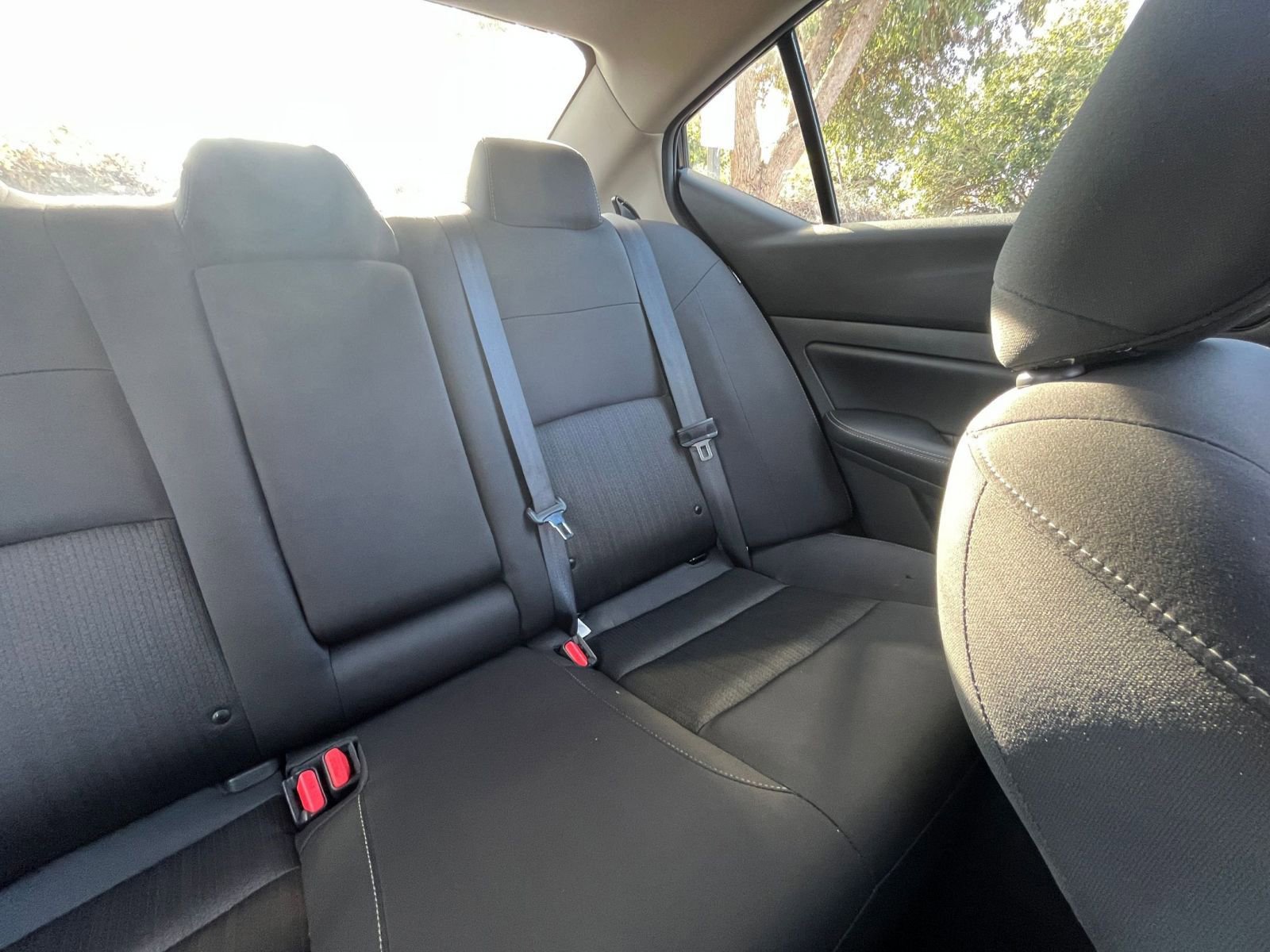 Used 2025 Nissan Altima 2.5 SV image 36