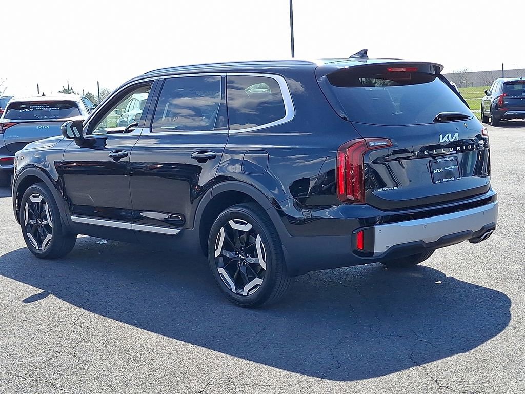 Certified 2024 Kia Telluride S w/ S Sunroof Package image 4