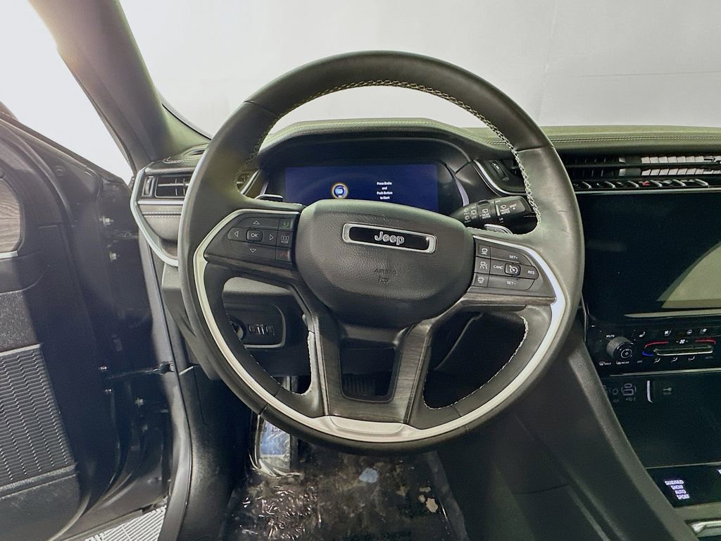 Certified 2024 Jeep Grand Cherokee L Limited w/ Luxury Tech Group II image 19