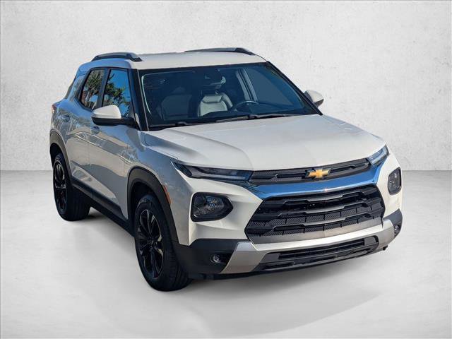 Used 2021 Chevrolet TrailBlazer LT w/ Premium Seating Package image 3