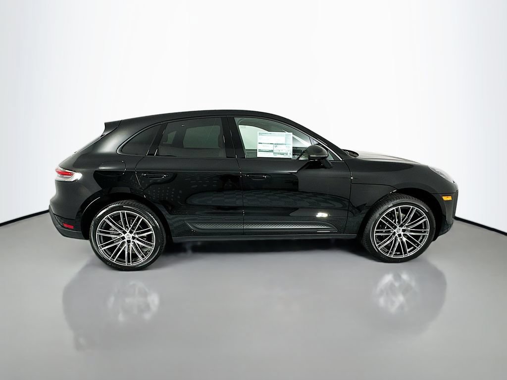 New 2026 Porsche Macan AWD/4WD image 8