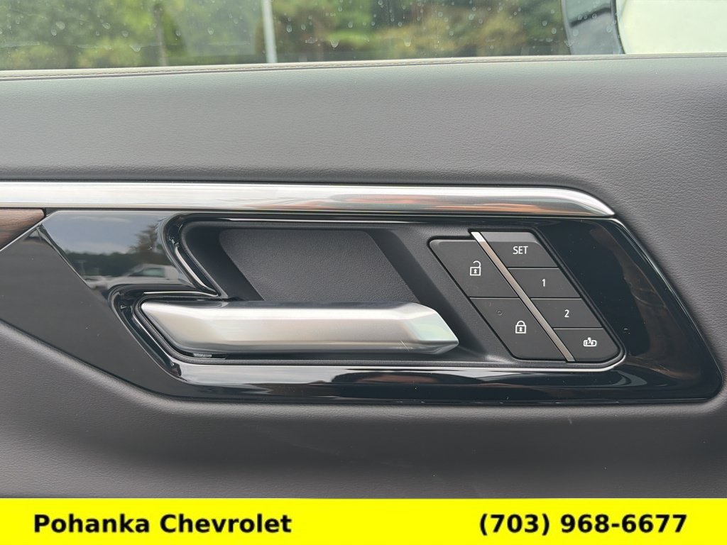New 2026 Chevrolet Suburban High Country AWD/4WD image 21