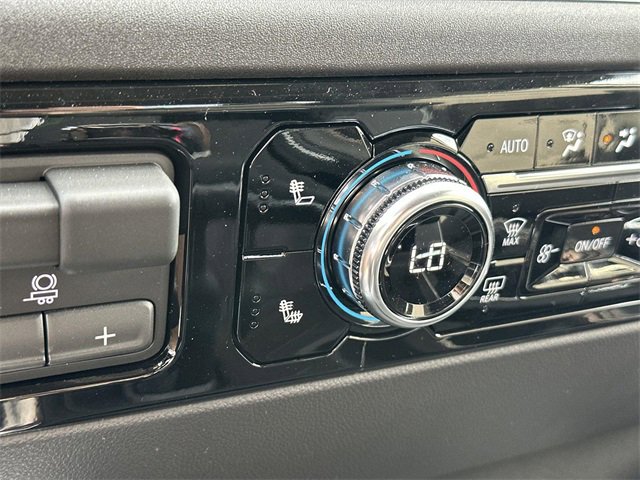 New 2026 GMC Sierra 1500 Elevation w/ LPO, Elevation Black Package image 17