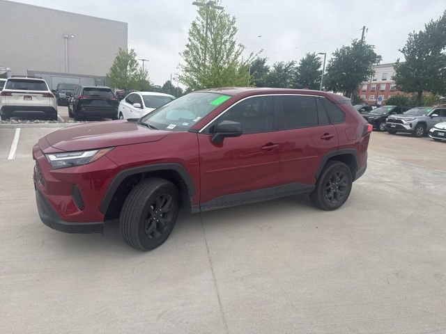 Certified 2025 Toyota RAV4 LE FWD image 7