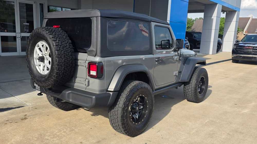 Used 2023 Jeep Wrangler Sport AWD/4WD image 5