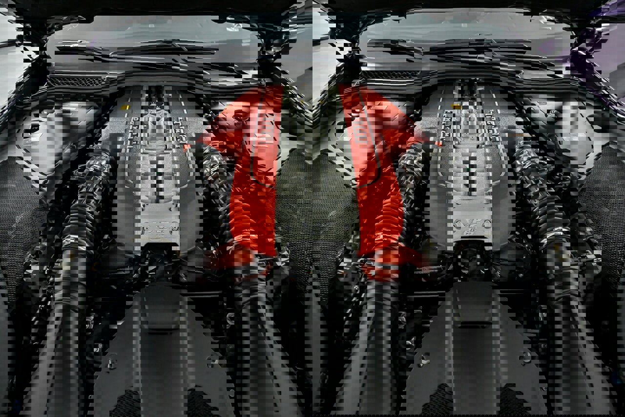 Used 2019 Ferrari 812 Superfast image 16